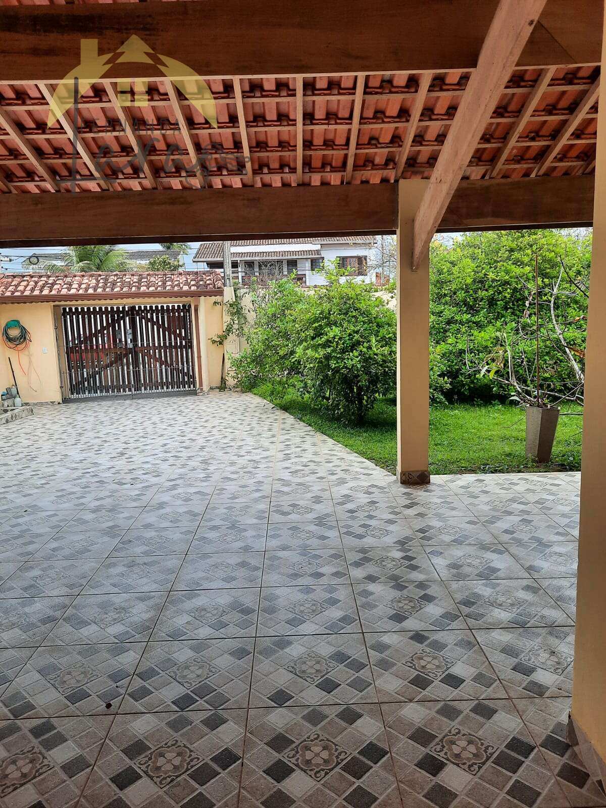 Casa à venda em Peruíbe, Belmira Novaes, com 3 quartos, 149,75m² - Fernanda Lara Corretora