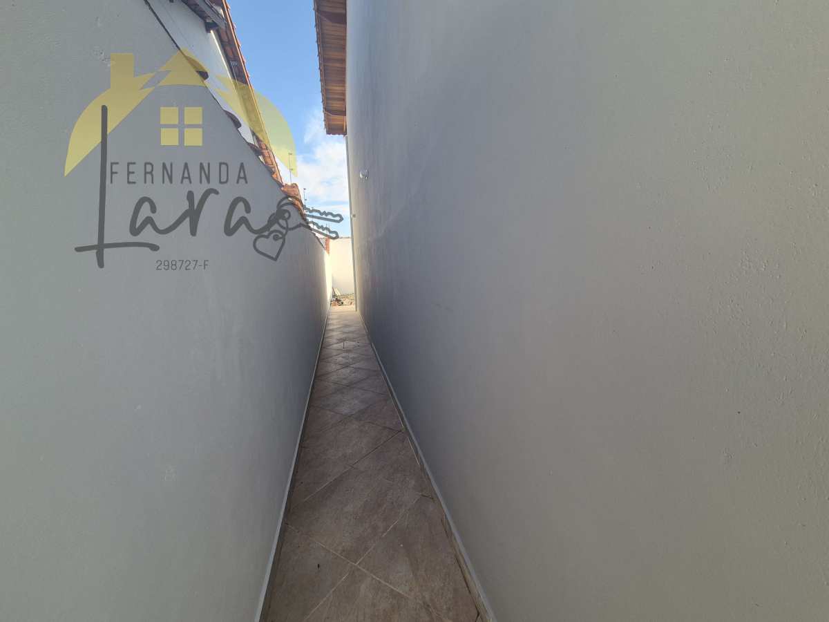 Casa à venda em Peruíbe, Belmira novaes ( pampas), com 2 quartos, 118m² - Fernanda Lara Corretora