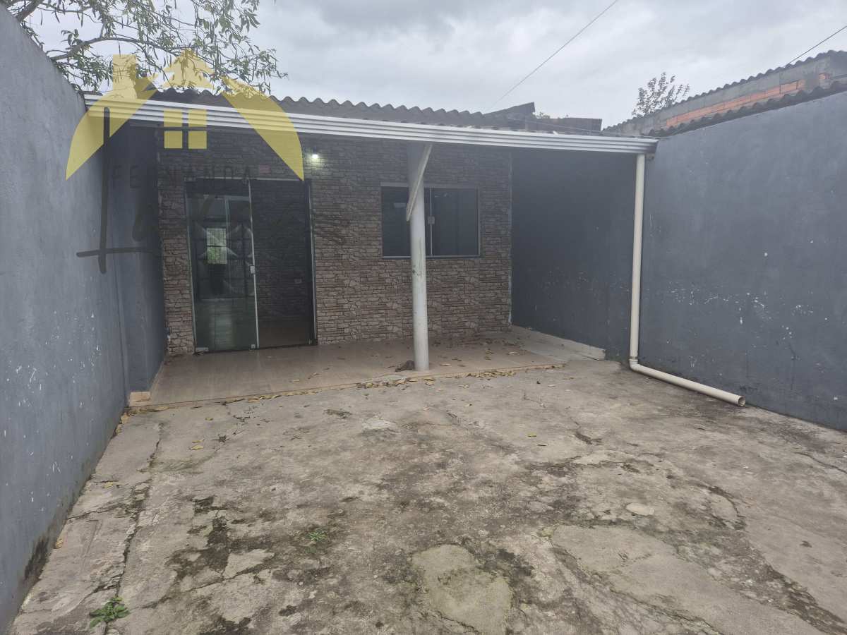 Casa à venda em Peruíbe, Caraguava, com 2 quartos, 68m² - Fernanda Lara Corretora