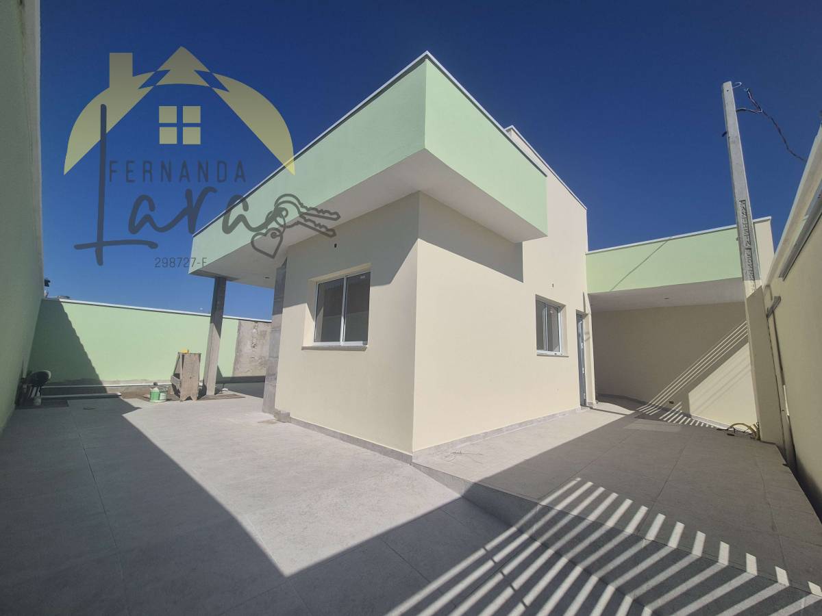 Casa à venda em Peruíbe, com 2 quartos, 79,11m² - Fernanda Lara Corretora