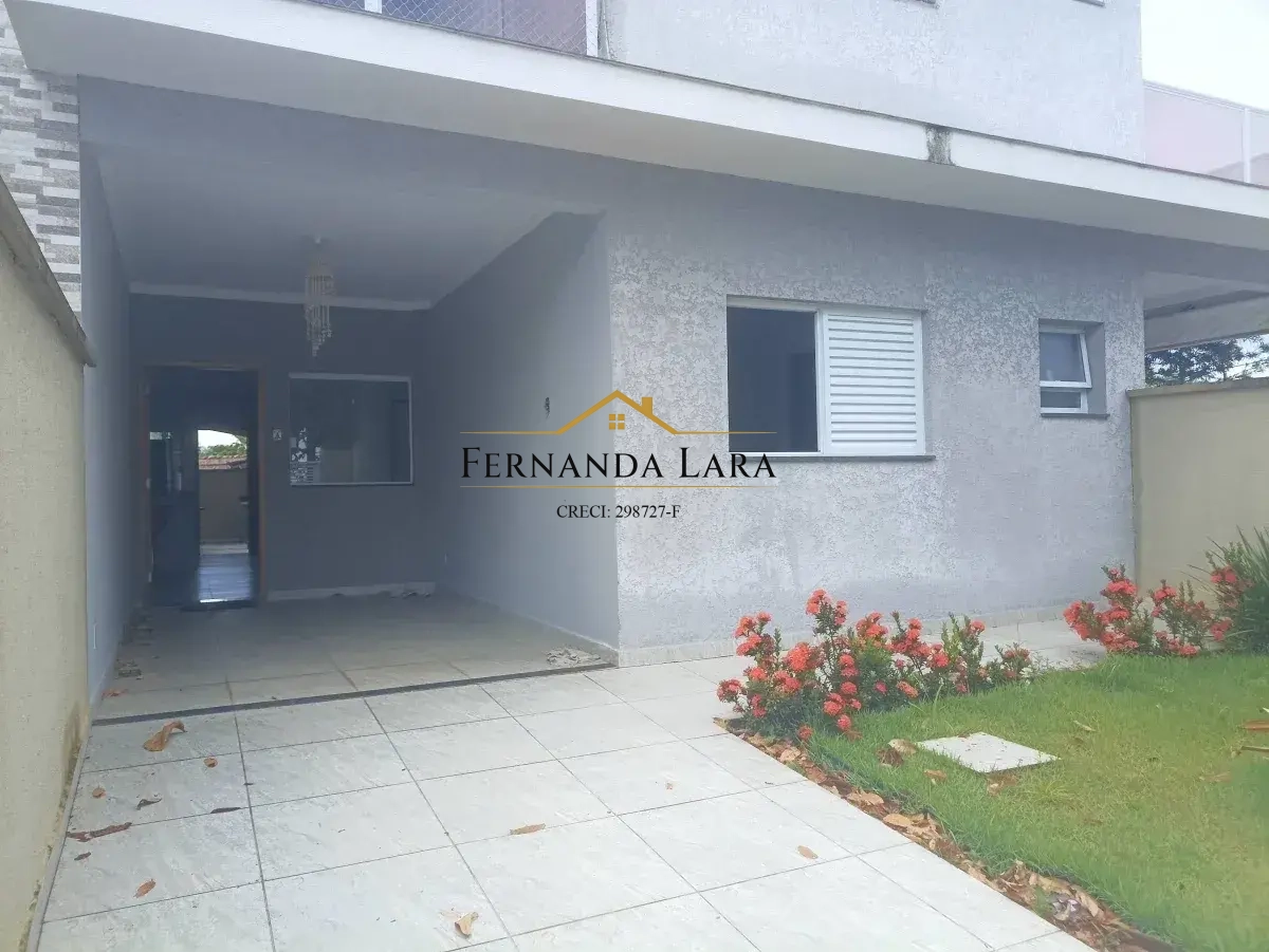 Casa à venda em Peruíbe, Jardim Ribamar, com 2 quartos, 84m² - Fernanda Lara Corretora