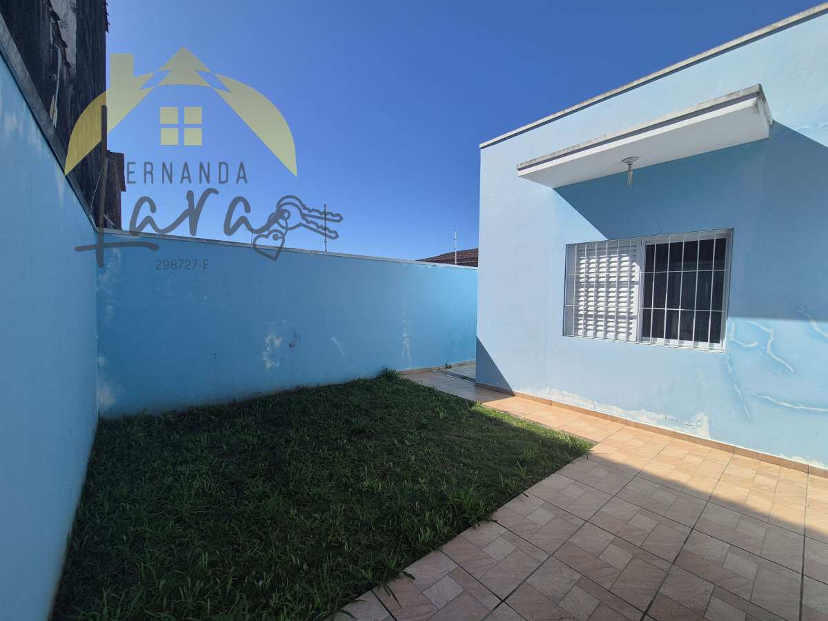 Casa à venda em Peruíbe, Parque Daville, com 3 quartos, 90m² - Fernanda Lara Corretora
