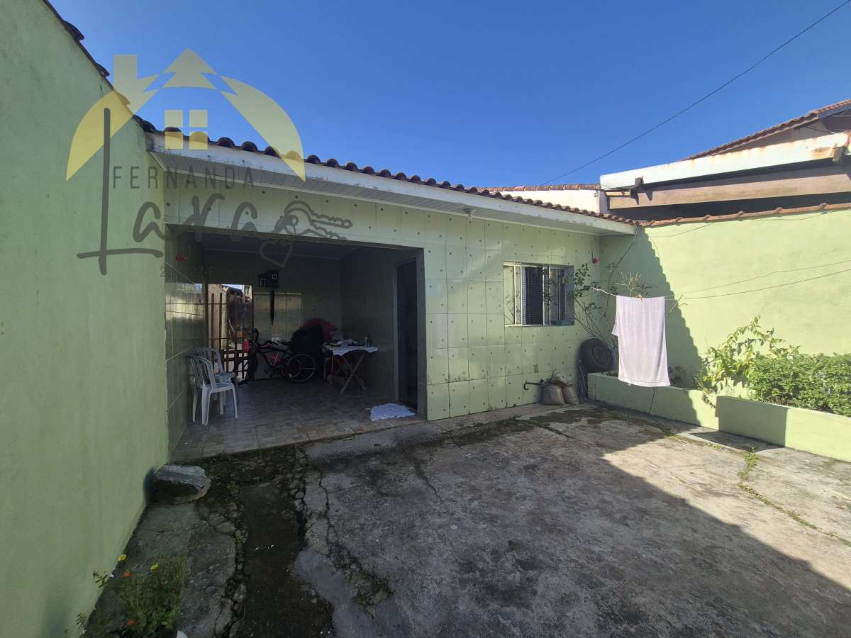 Casa à venda em Peruíbe, Ribamar, com 2 quartos, 70m² - Fernanda Lara Corretora