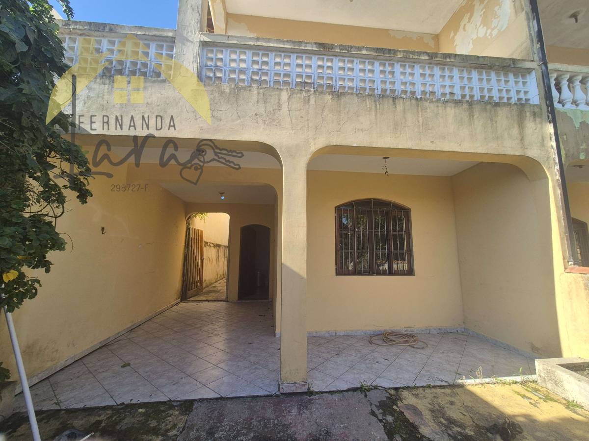 Casa à venda em Peruíbe, Ribamar, com 3 quartos, 164,35m² - Fernanda Lara Corretora