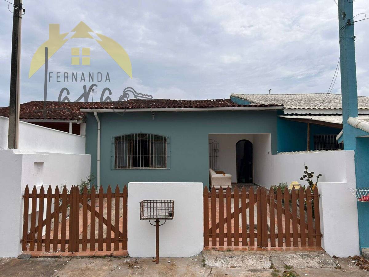 Casa à venda em Peruíbe, São João Batista, com 3 quartos - Fernanda Lara Corretora