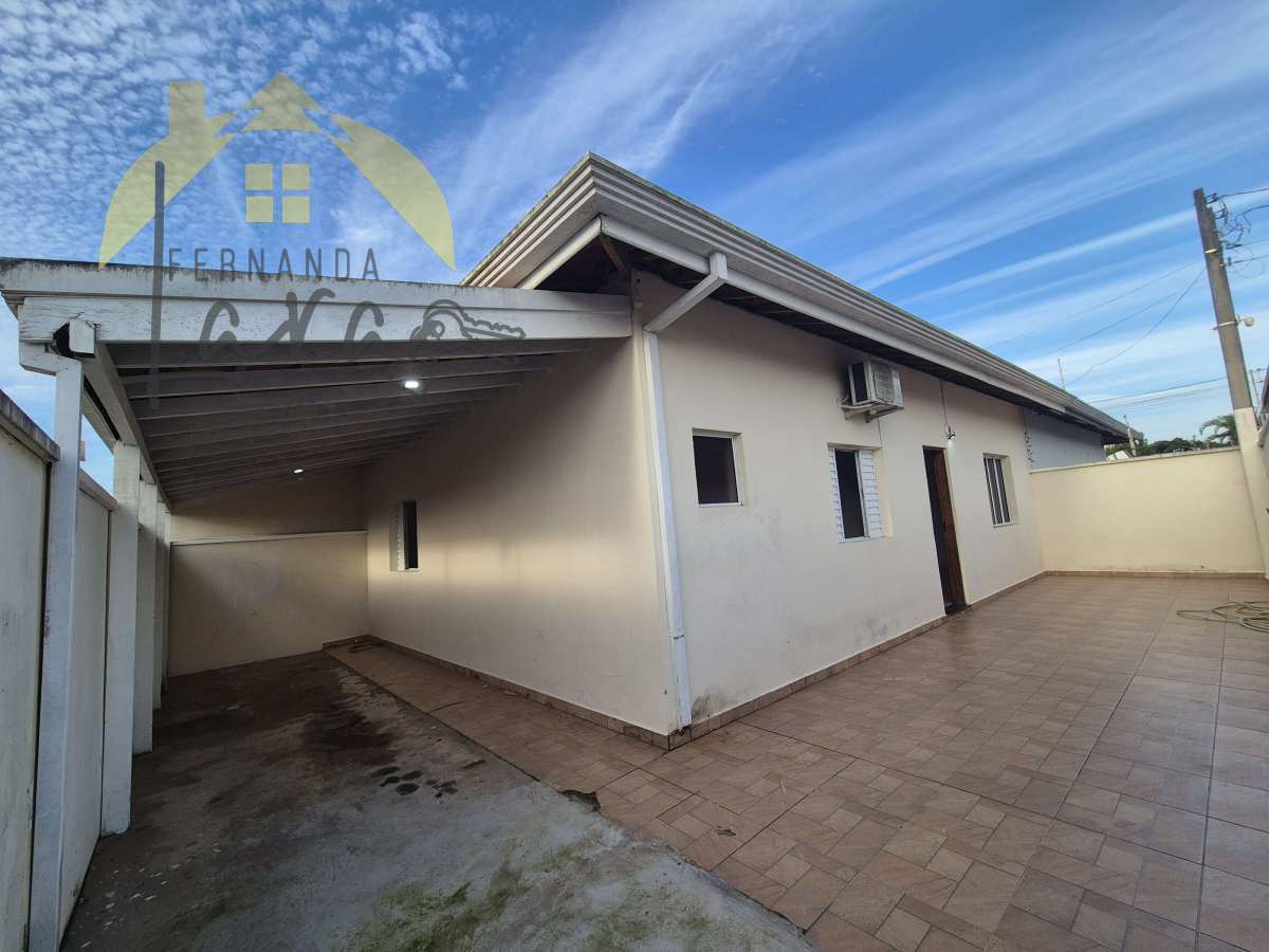 Casa à venda em Peruíbe, Sao José, com 2 quartos, 150m² - Fernanda Lara Corretora