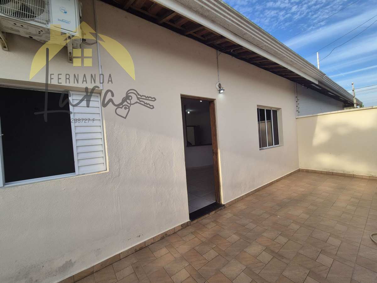 Casa à venda em Peruíbe, Sao José, com 2 quartos, 150m² - Fernanda Lara Corretora