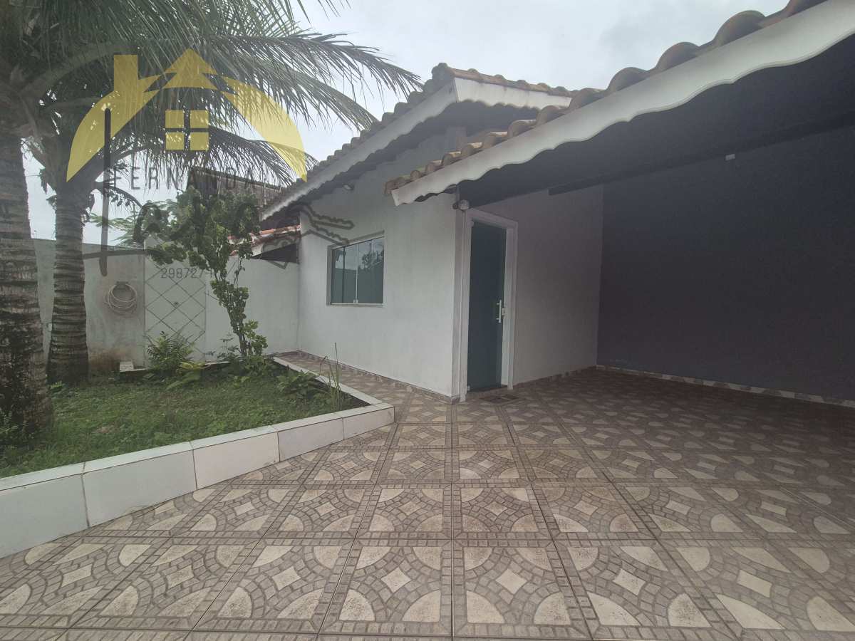 Casa à venda em Peruíbe, São Jose, com 3 quartos, 235m² - Fernanda Lara Corretora