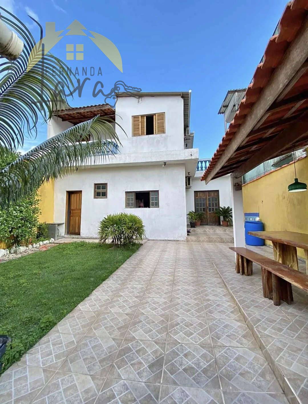 Sobrado à venda, com 2 quartos, 141m² - Fernanda Lara Corretora