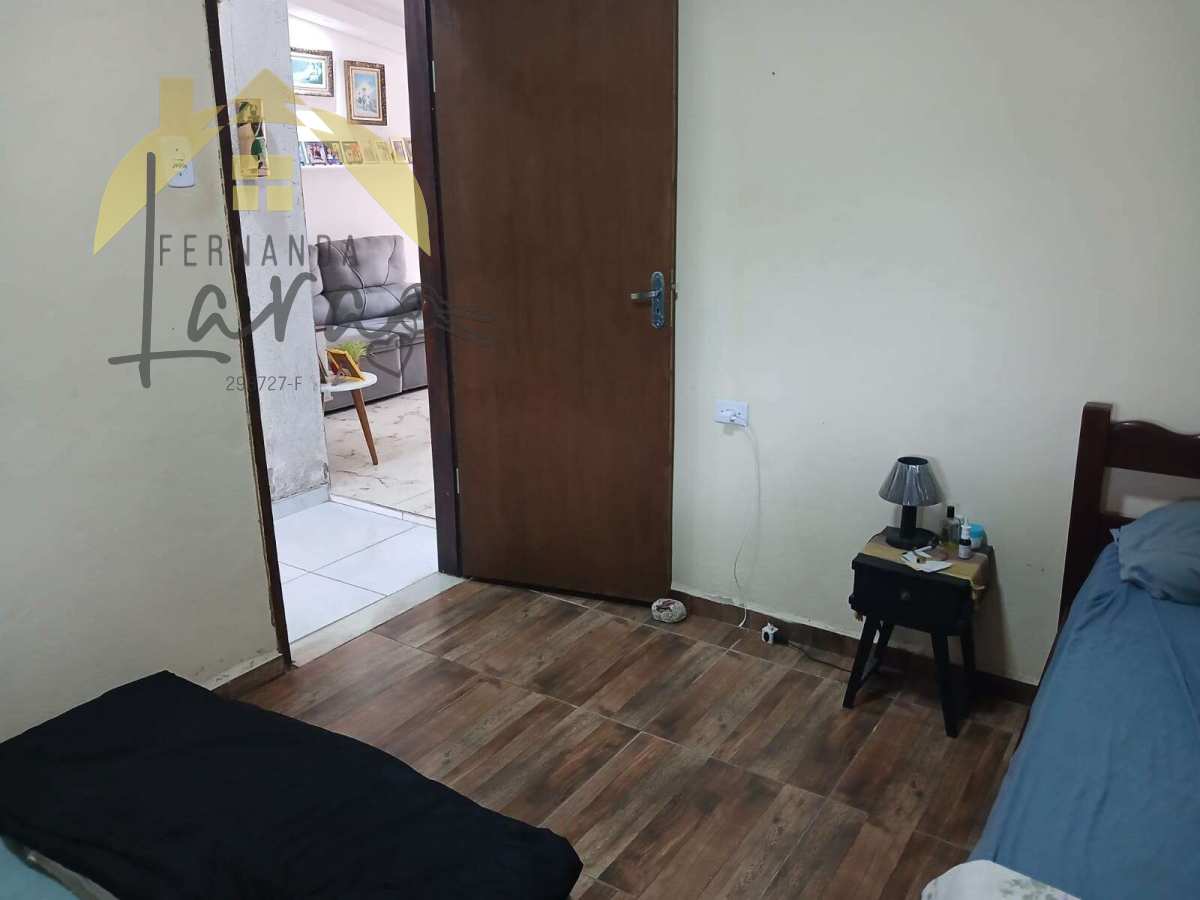 Casa à venda em Peruíbe, Jardim Quiles, com 2 quartos, 50m²