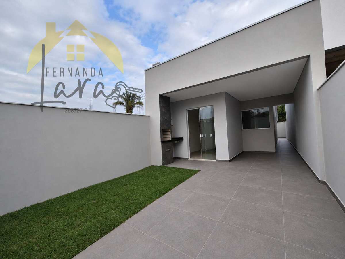 Casa à venda em Peruíbe, Jardim Somar, com 2 quartos, 70m²