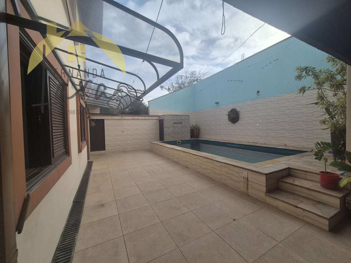 Sobrado à venda em Peruíbe, Sao Jose Lado praia, com 4 quartos, 270,02m²