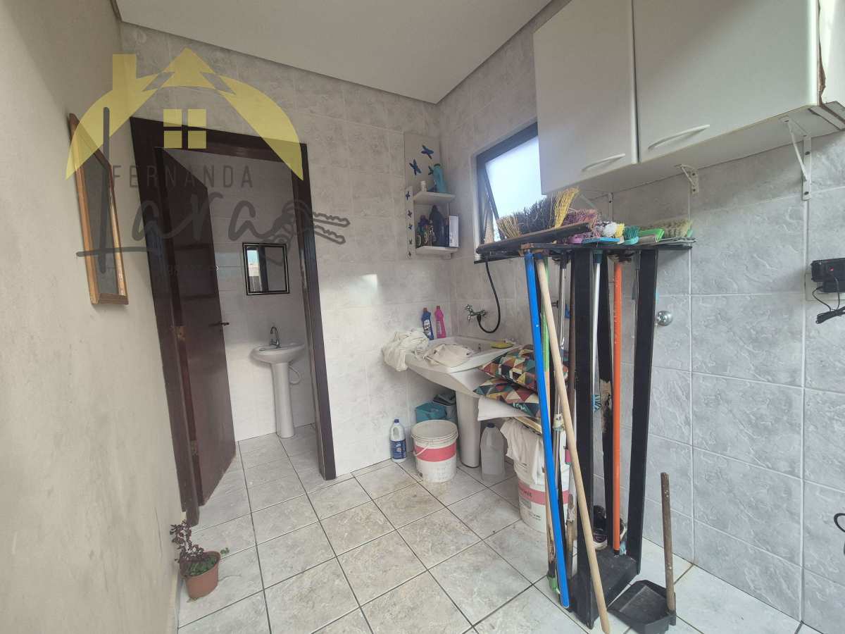 Sobrado à venda em Peruíbe, Sao Jose Lado praia, com 4 quartos, 270,02m²