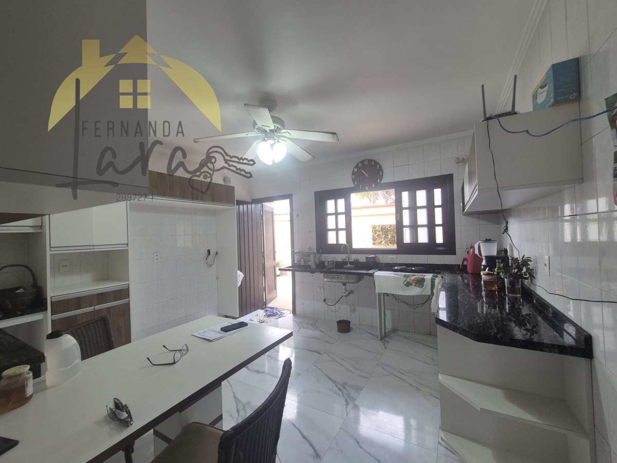Sobrado à venda em Peruíbe, Sao Jose Lado praia, com 4 quartos, 270,02m²