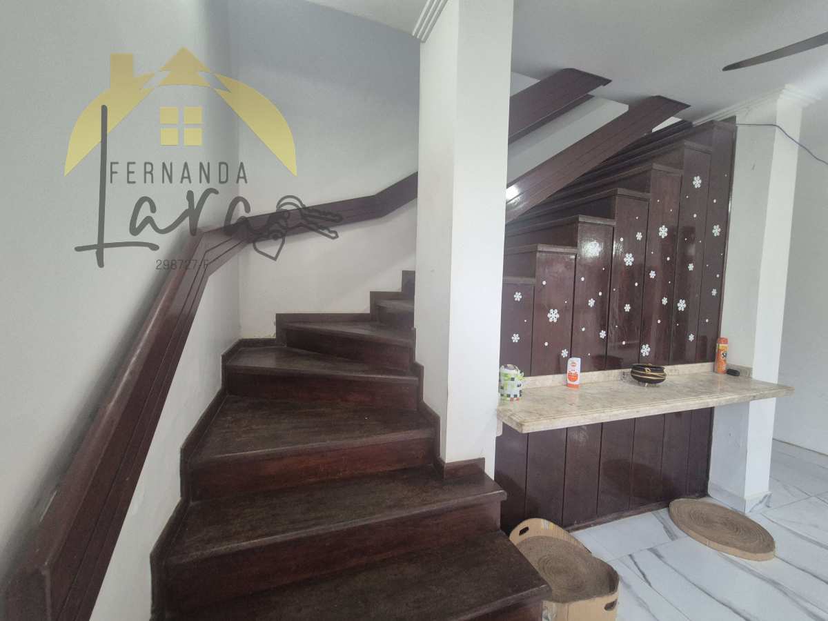 Sobrado à venda em Peruíbe, Sao Jose Lado praia, com 4 quartos, 270,02m²