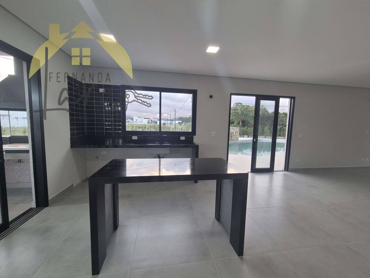 Sobrado em condomínio à venda em Peruíbe, Bosque Tres Marias, com 4 quartos, 280,91m²